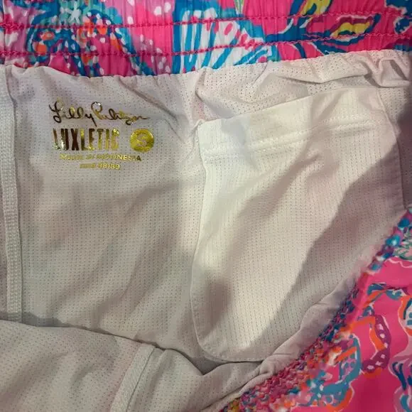 Lilly Pulitzer Luxletic Ocean Trail Shorts Pink Shell Me Something Good Small - Picture 6 of 7